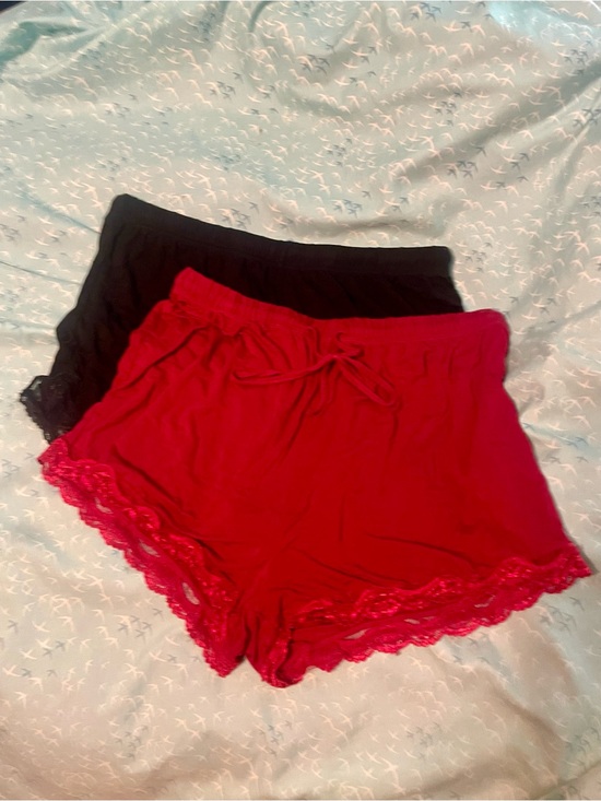 Avidlove Other - Lace-Trim Sleep Shorts - Red & Black
